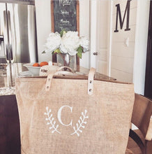 Load image into Gallery viewer, Personalized Mother&#39;s Day, Gifts For Mom,Bridesmaid TotesBridesmaid Gifts,Monogram tote Bag,Beach Bag,Jute Tote,Burlap Bag,Custom Purse
