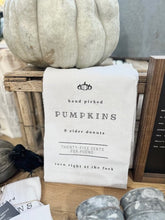 Load image into Gallery viewer, Hand Picked Pumpkin towel| Kitchen Towel| Fall Towel| Fall Decor| Flour Sack Towel| Thanksgiving Towel| Pumpkin Towel
